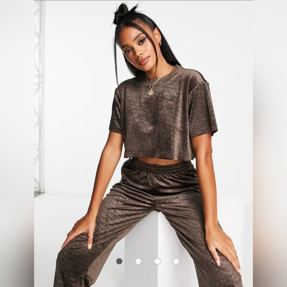 NEW Adidas velvet embossed crop top